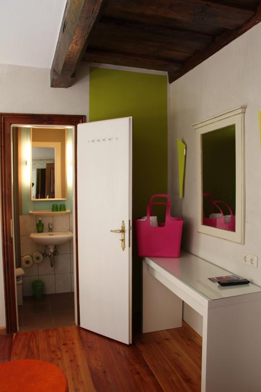 Hotel Turmdieb フォルカッハ 部屋 写真
