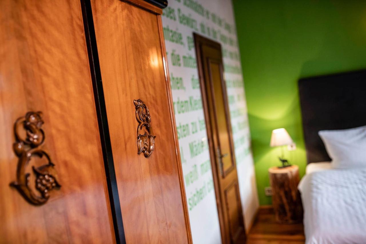 Hotel Turmdieb フォルカッハ エクステリア 写真
