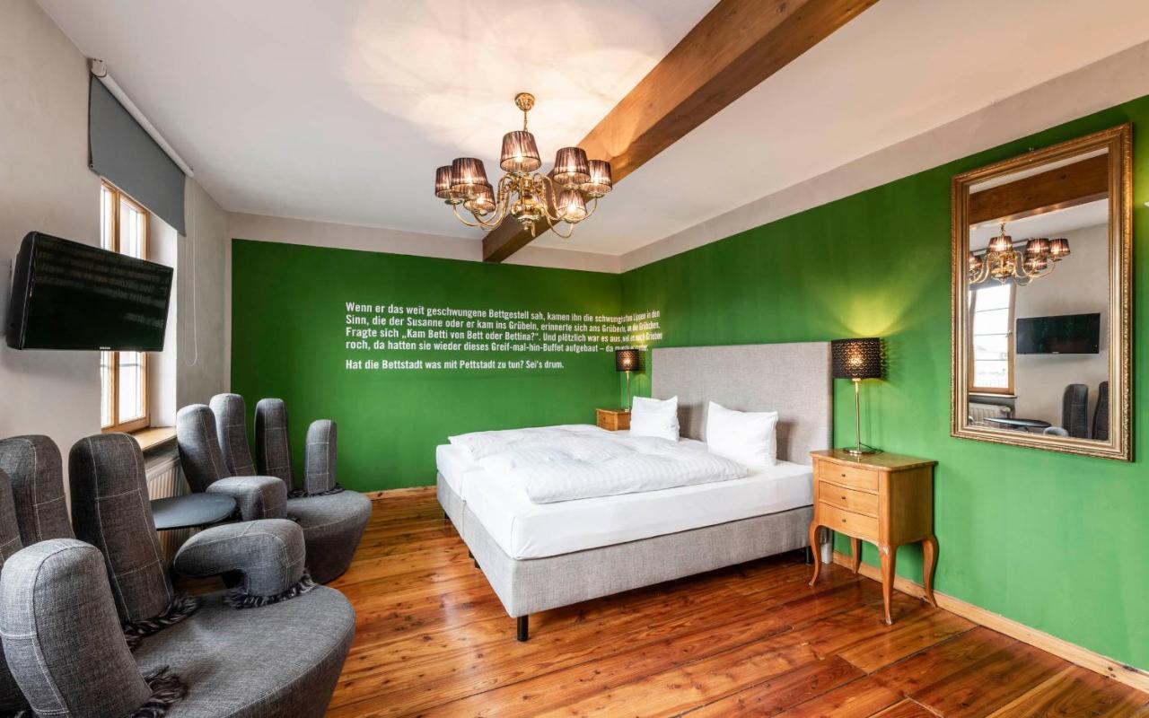 Hotel Turmdieb フォルカッハ エクステリア 写真